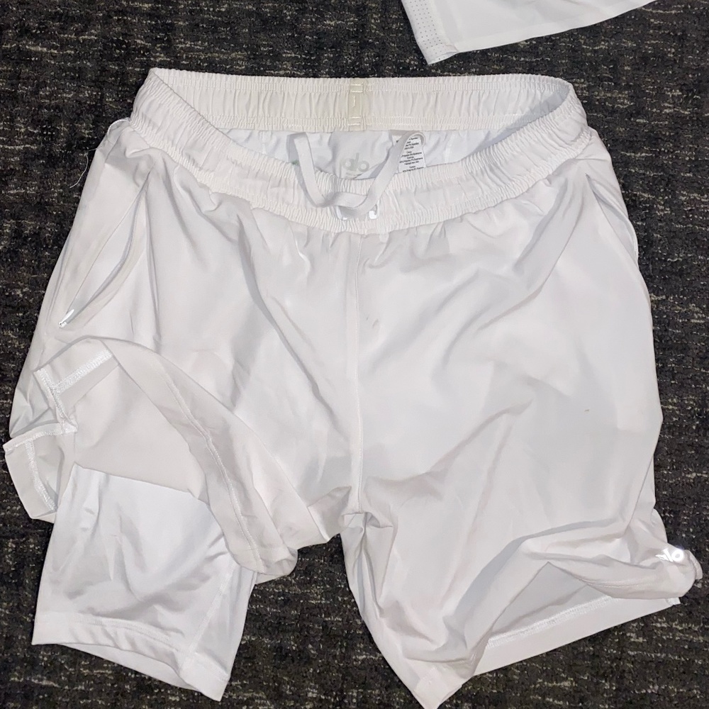 Alo Mens Shorts XL